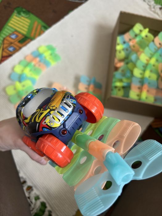 Elastyczny tor wyścigowy antygrawitacyjny- jak nowy