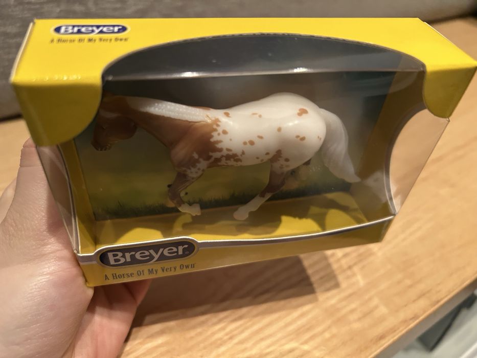 Breyer Chickadee