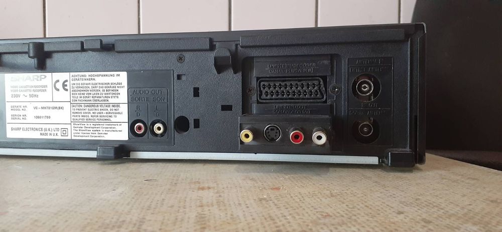 Sharp VHS  hi Fi stereo
