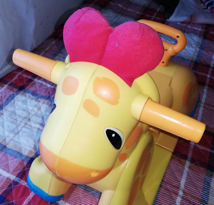 Balancé girafa para criança