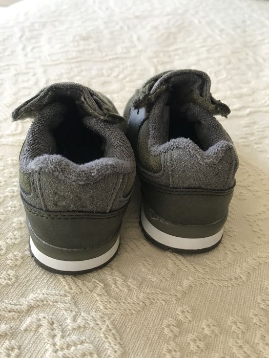 Sapatos Zippy 21