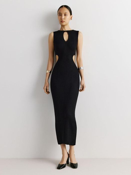 Силуетна сукня O.taje Yaryna розміру M/L