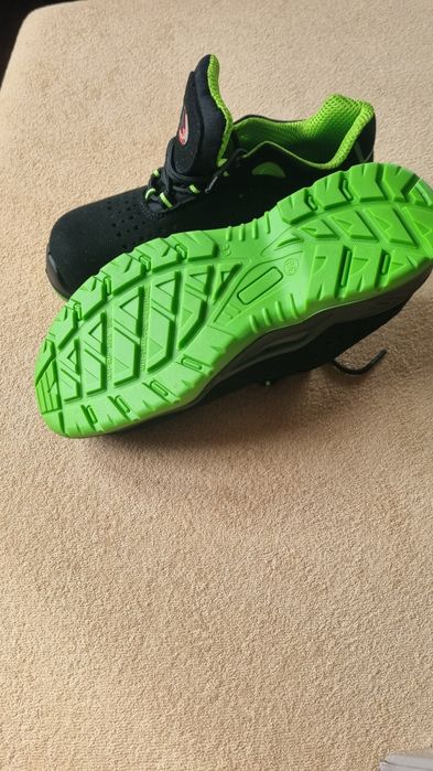 Adidasy trapery 39