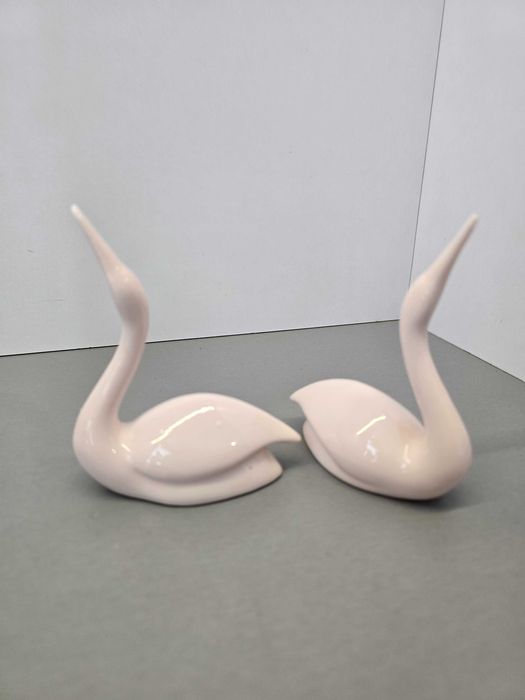 Porcelanowe łabędzie 2 sztuki.