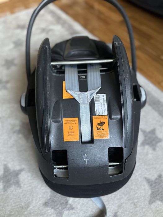 Ovo / babycoque / Cadeira Auto Cybex Cloud Z i-size