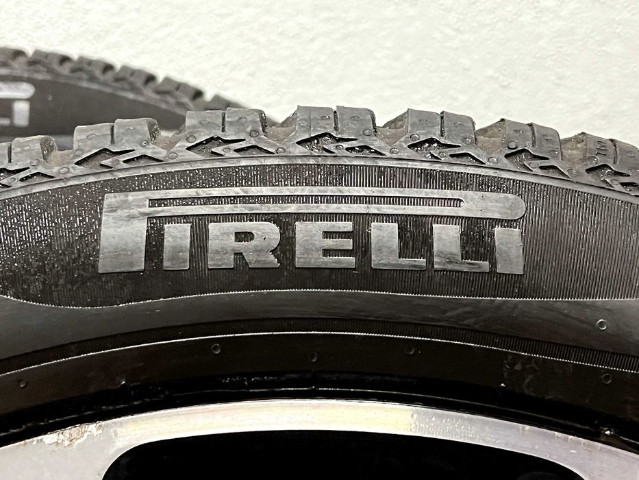 4 Jantes 18" 5x108 Peugeot/Citroen Seminovas montadas com pneus Pirelli All Season 235/45 R18.