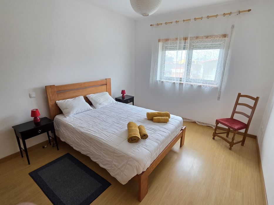 Apartamento T2  1⁰and condominio fechado