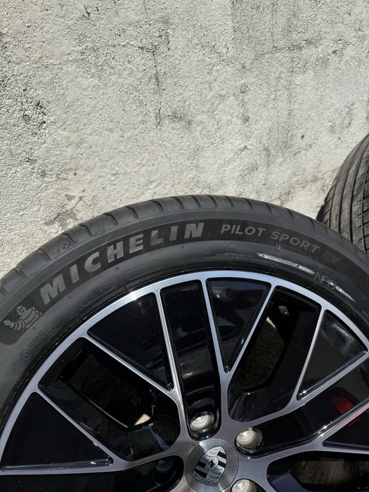 Jantes Porsche Taycan / Macan