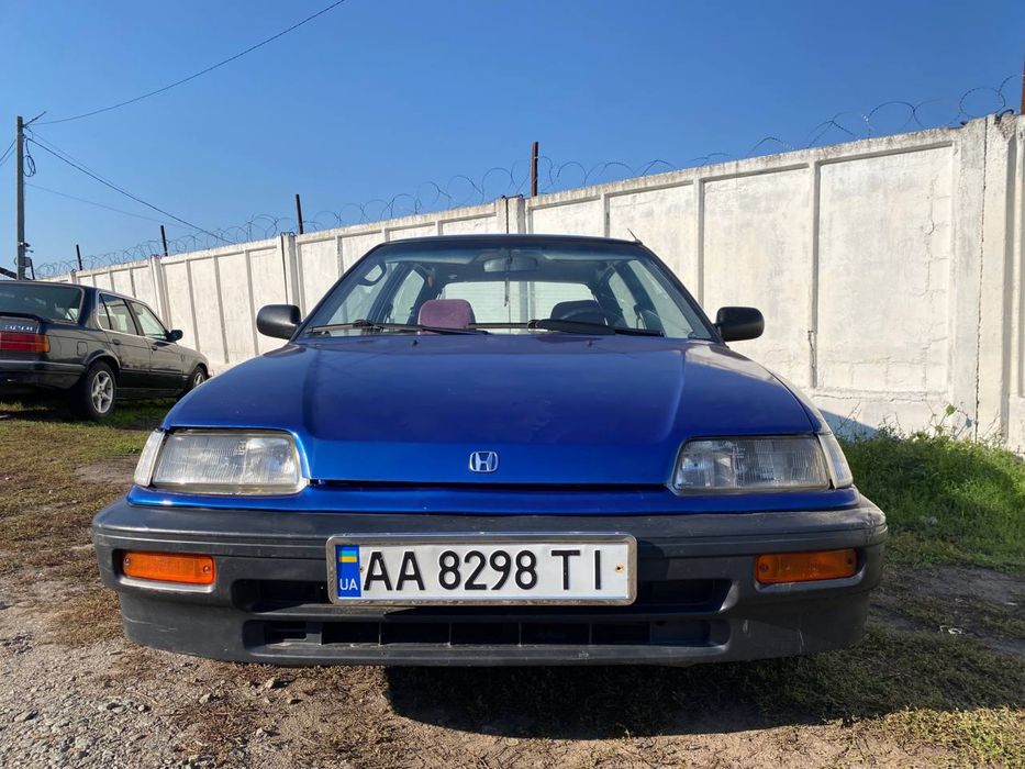 Honda Civic квадрат