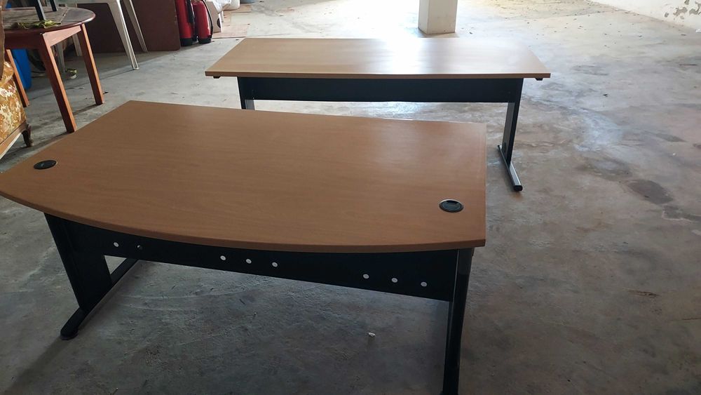 Mesa de  escritório