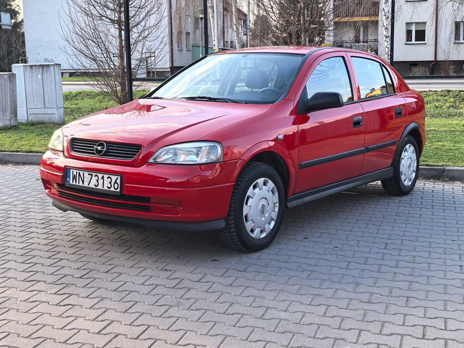 Opel Astra salon polska 1.4 benzyna fajny stan 2007r