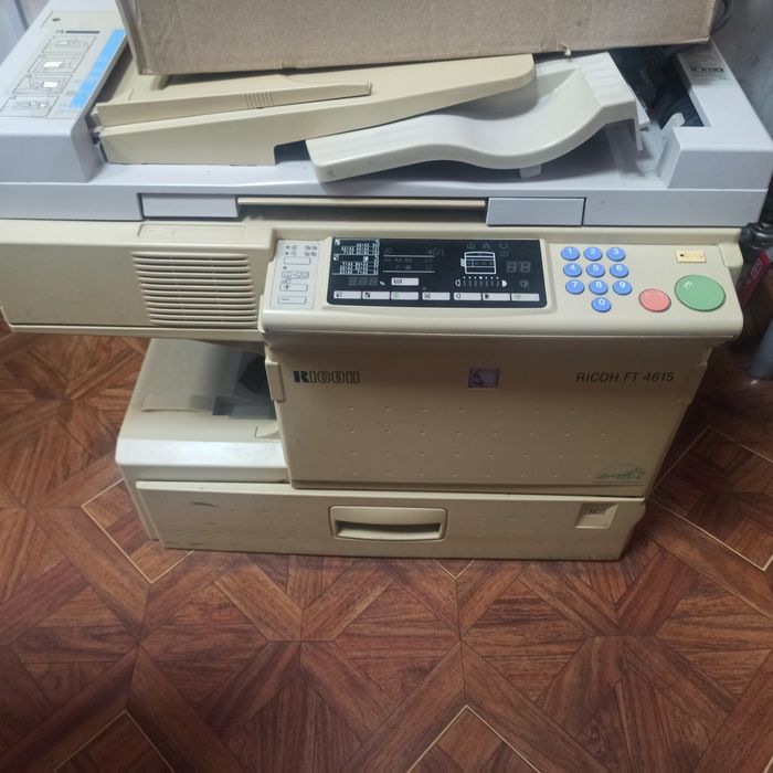 Продам ксерокси під ремонт чи на запчастини.