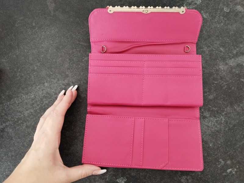 Portfel różowy, nowy, nieużywany