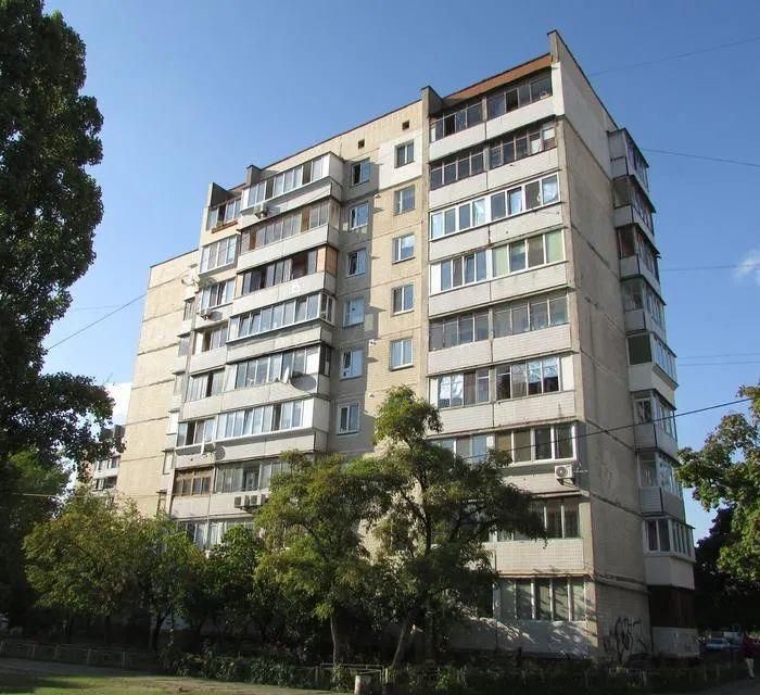 Продам 2-кімнатну квартиру, Оболонь, вул. Прирічна DT