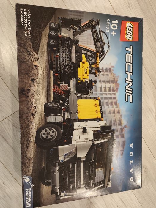 LEGO Technic 42175