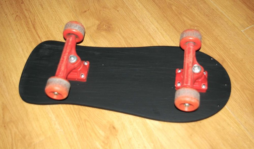 Skate, o novo meio de transporte dos jovens nas cidades!!
