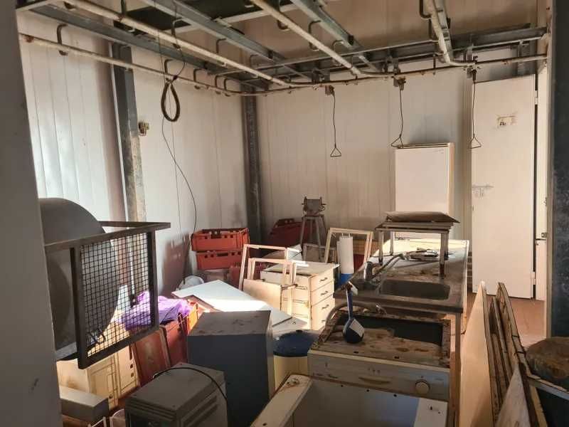 М’ясоцех з допоміжними спорудами, 833,5 м², с. Плоске, вул. Дружби, 8