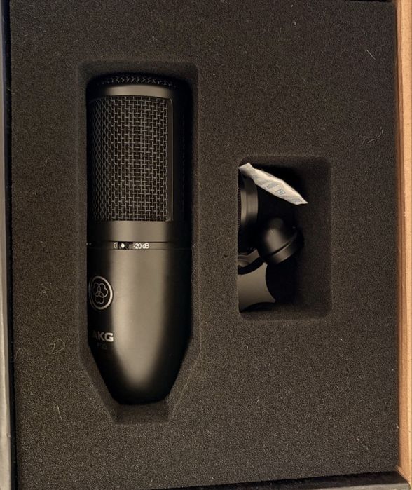 AKG P120 Mikrofon Pojemnościowy