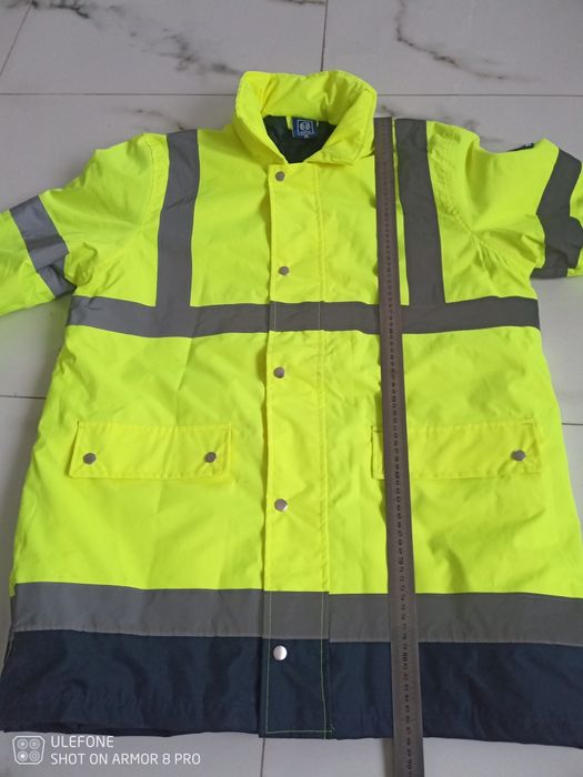 Светоотражающая теплая куртка повышенной видимости р.52