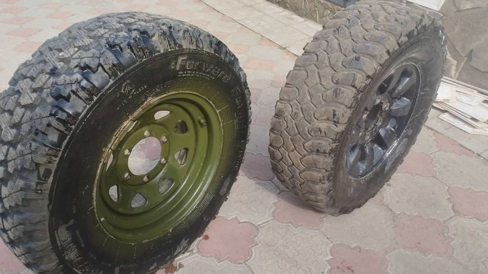 2 грязевых колеса в  зборе forward safari 530  235/75/15