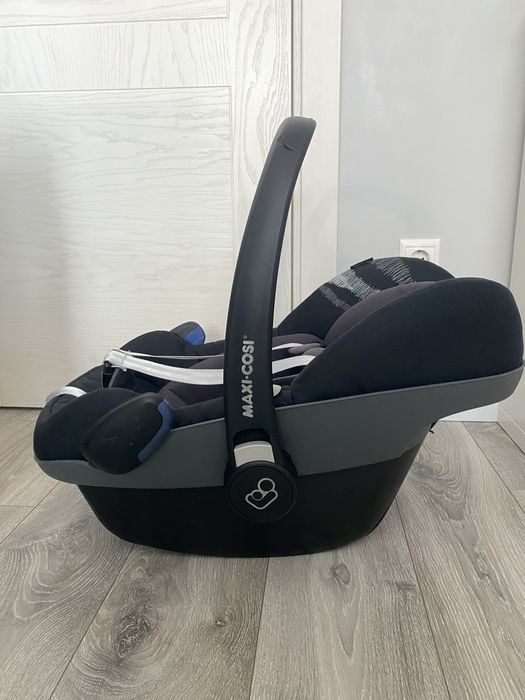 Автокрісло Maxi-Cosi Pebble Pro i-Size