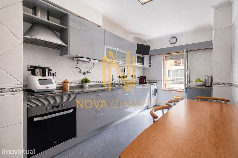 Apartamento com Suíte nas Campinas REMODELADO – 117,75 m² | 2.º Andar
