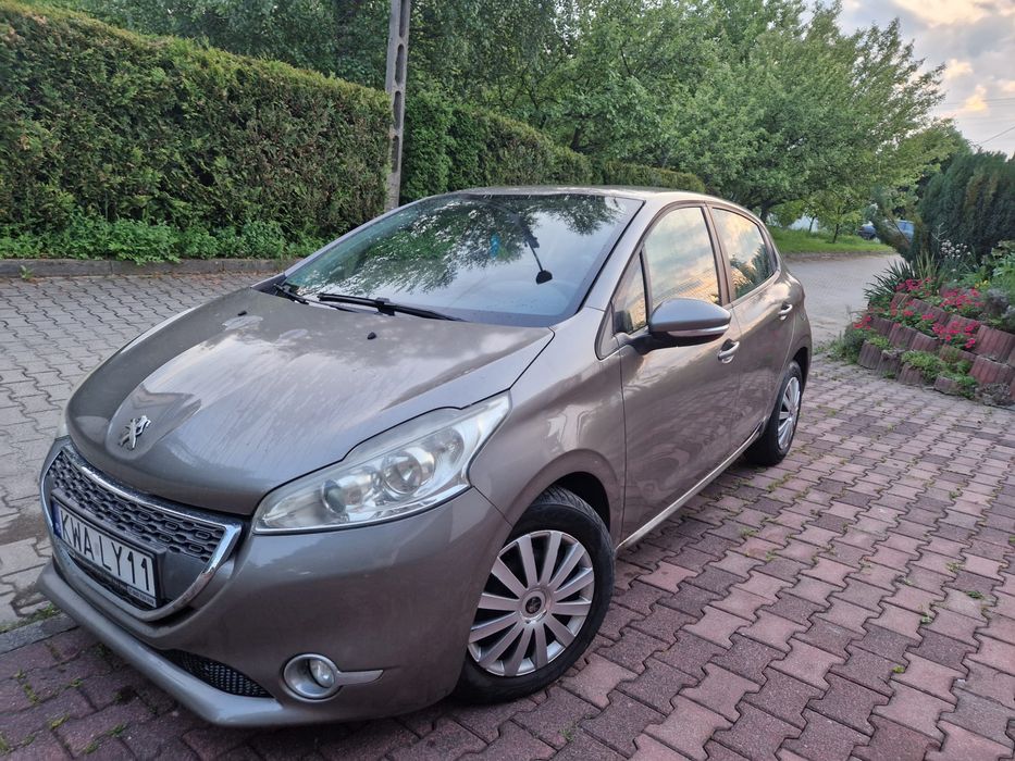Peugeot 208 1.4 Benzyna 2012