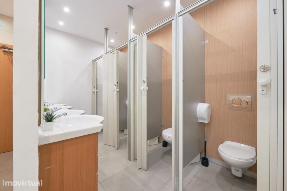Quarto - localizado em Entrecampos Lisbon