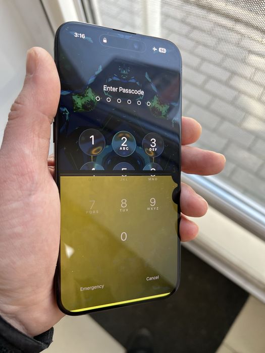 Iphone 15 pro max під ремонт