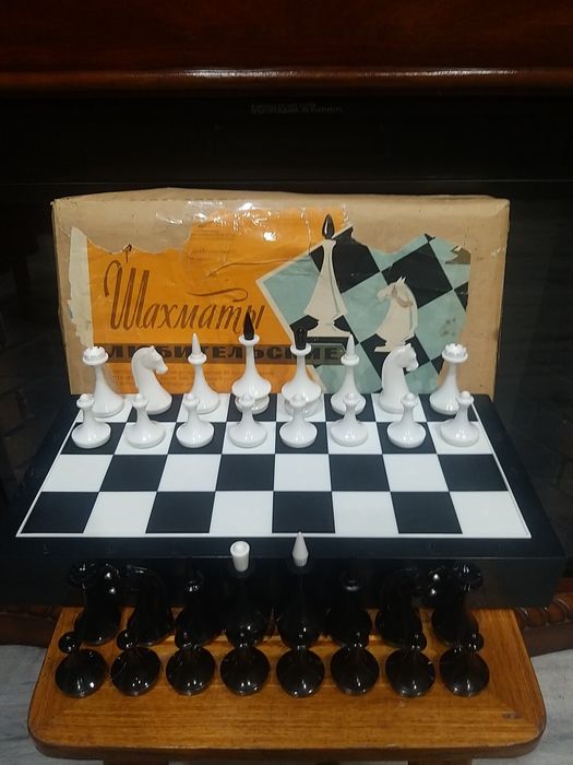 Продам шахматы!!!