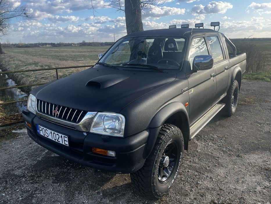 Sprzedam Mitsubishi L200 2000 rok