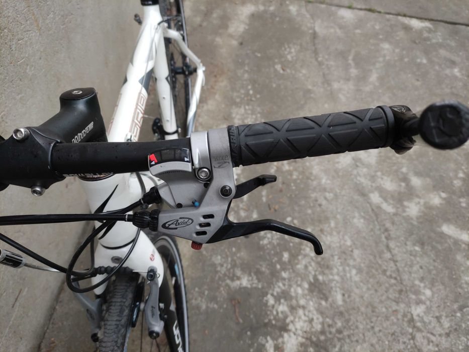 Rower przełaj fitness trekking Simplon Grid