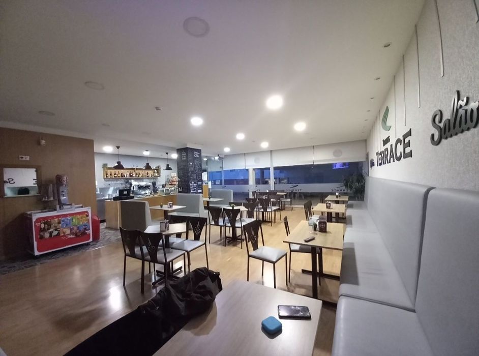 Cafetaria / Salão de chá / Restaurante