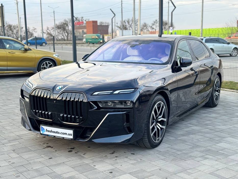 BMW i7 2023 freshauto