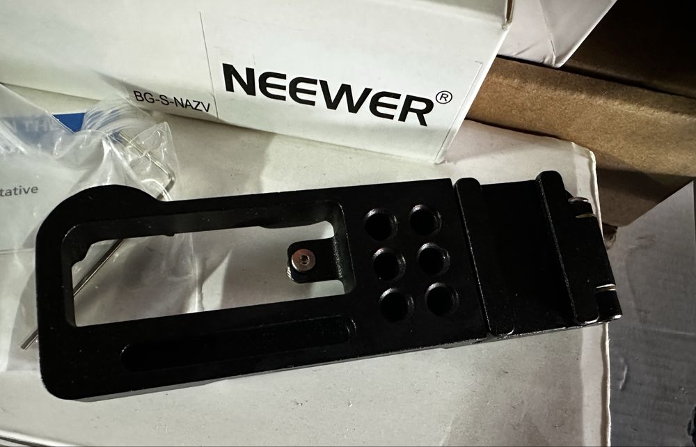 Металева пластина, кронштейн для камери Neewer ZV-1