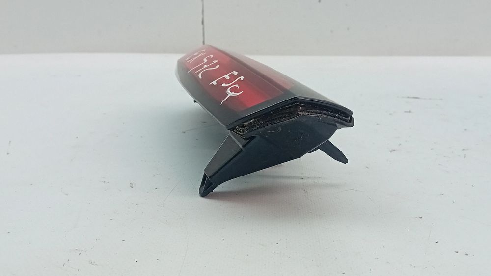 Farolim da mala esquerdo CITROËN C4 III