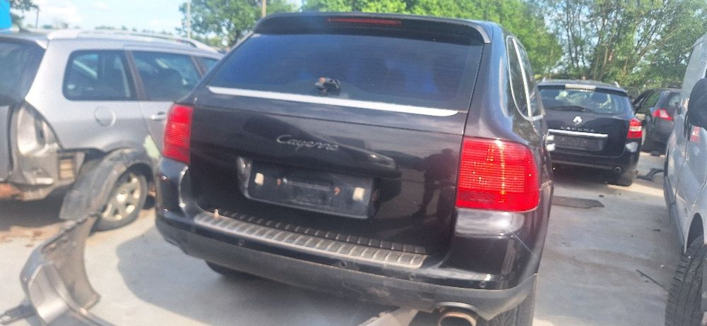 Całe Porsche Cayenne na części