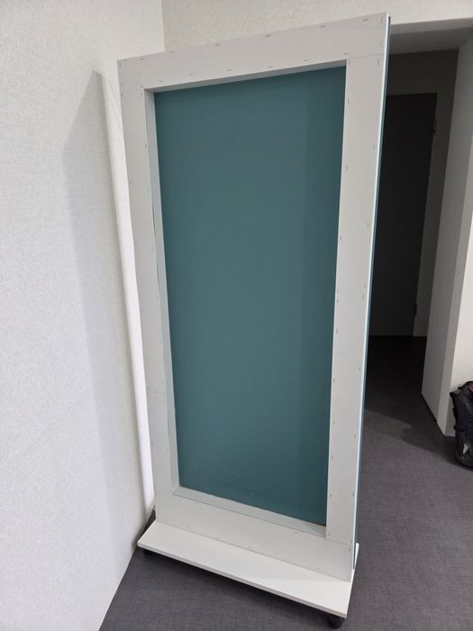 Зеркало ростовое с подсветкой led  на колесах