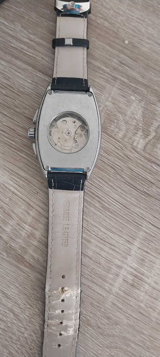 Relógio automático social