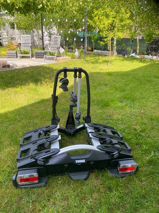 Thule VeloCompact 926 stojak na 3 rowery na hak