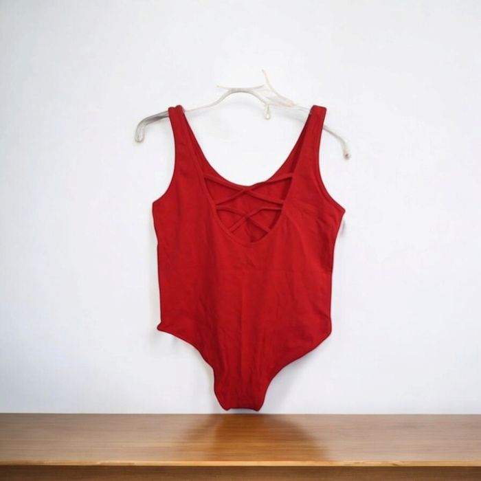Czerwone Atmosphere Body L (40)
