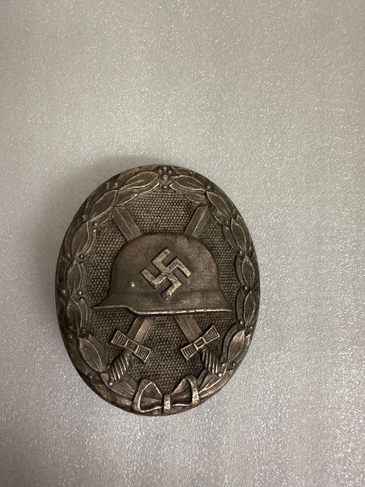 Pin feridos em prata sem agulha 3 reich ww2