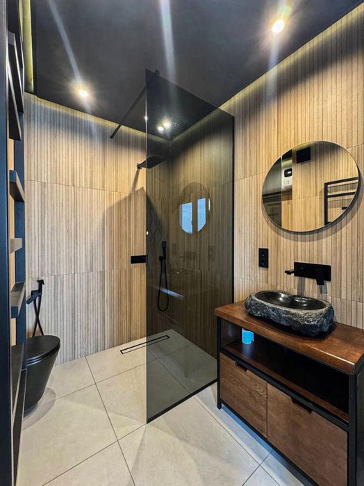 Київ. 3-кімн. квартира ЖК Лебединий, вул. Ревуцького, метро Харківська