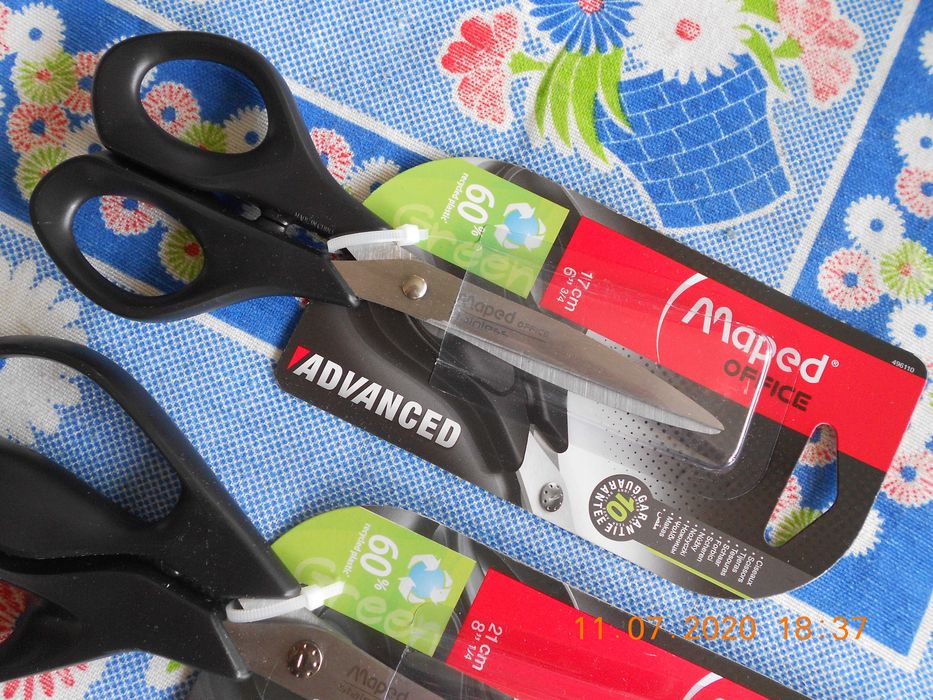 conjunto 2 tesouras (21+17cm) universais maped ATENÇÃO LER O ANUNCIO
