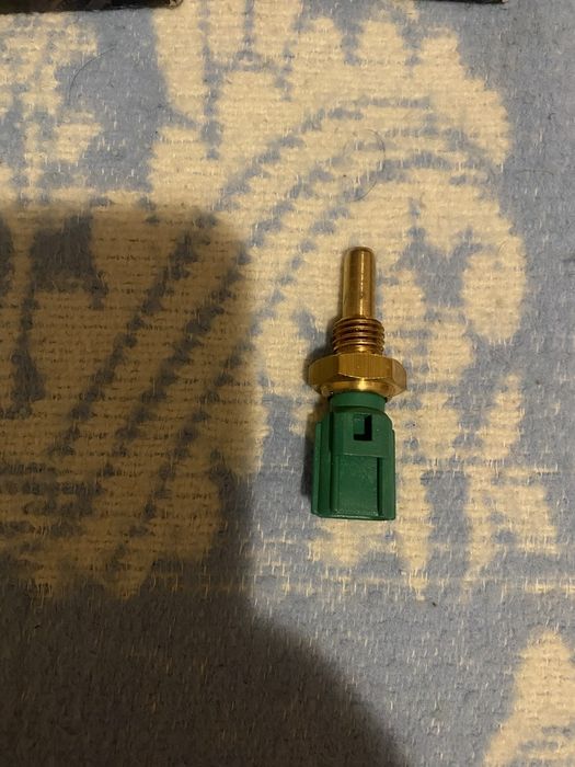 Bomba Água , termostato e valvula - Toyota Dyna 150