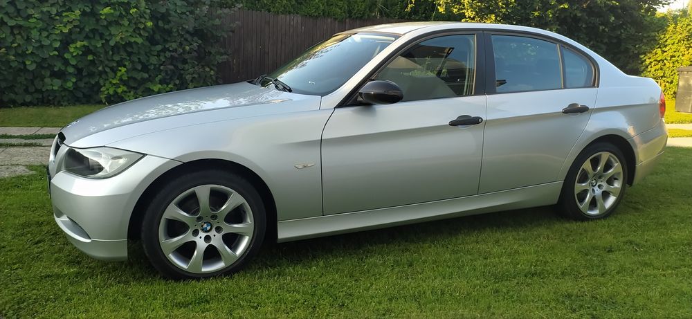 BMW 320i E90 benzyna
