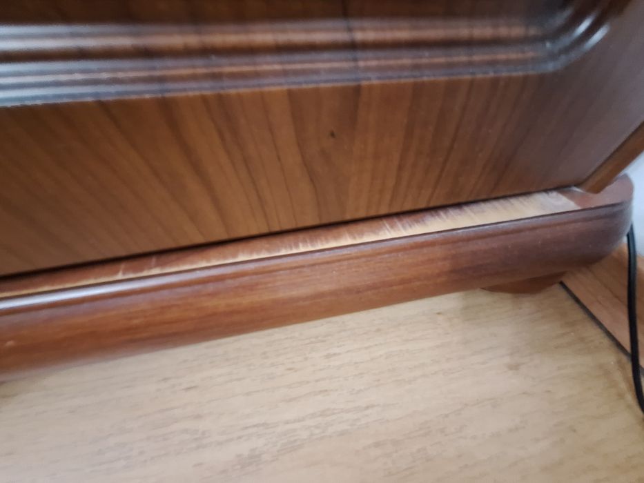 Zestaw komoda + witryna brazowe