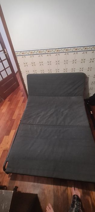Sofá cama com pouco uso