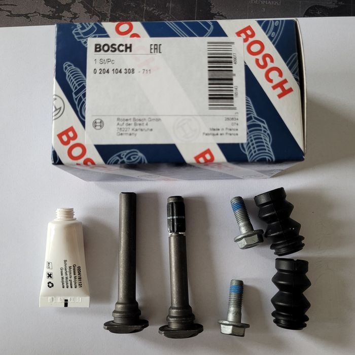 Комплект направляющих переднего суппорта Toyota Avensis T25 Corolla