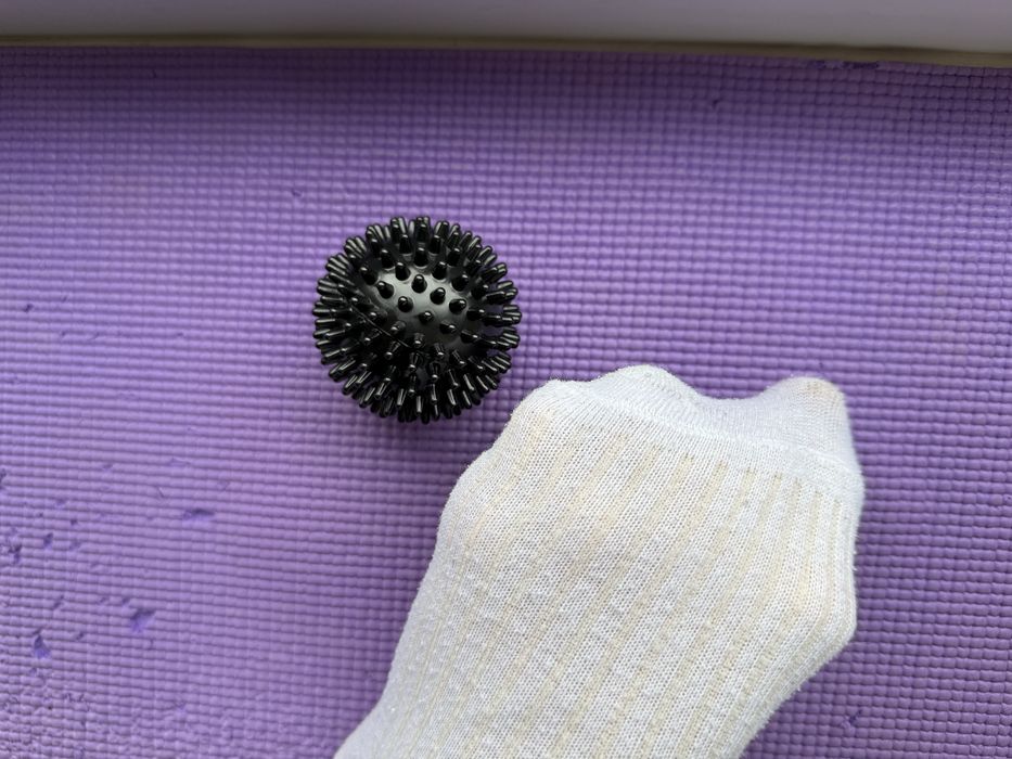 Масажний мʼячик, МФР